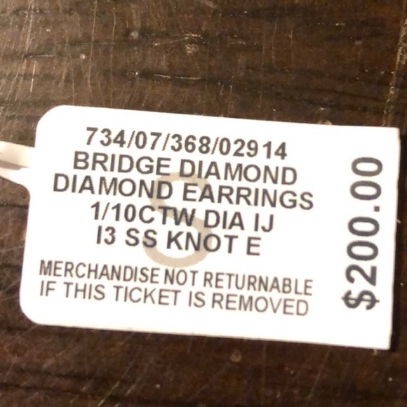 Diamond Kiss Not Earrings in Silver New in Box - Picture 2 of 5